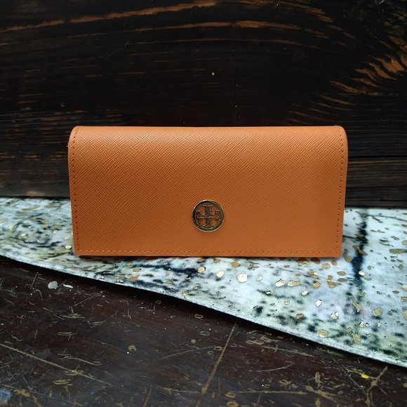 Tory Burch Accessories - Tory Burch Sunglass Holder